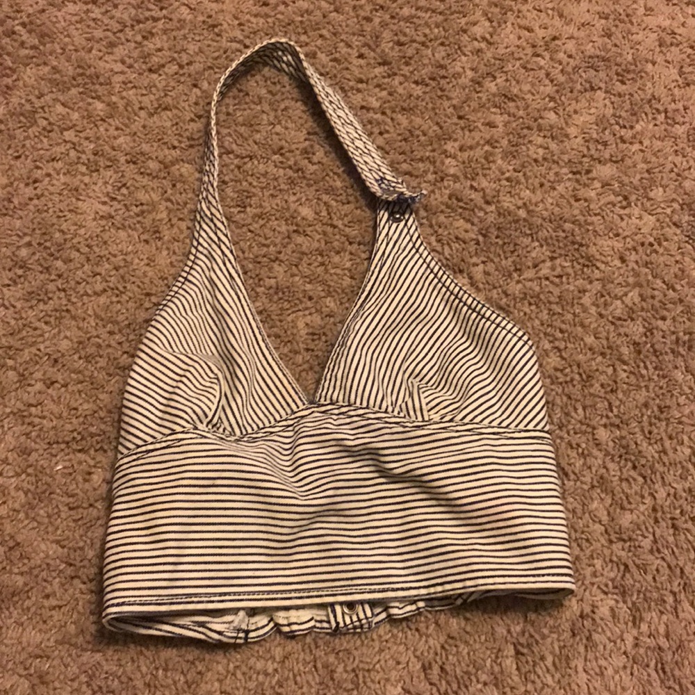 cropped tank top